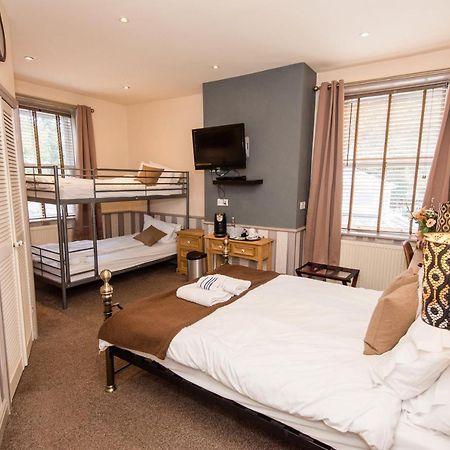 Dimple Well Lodge Hotel Wakefield Eksteriør bilde