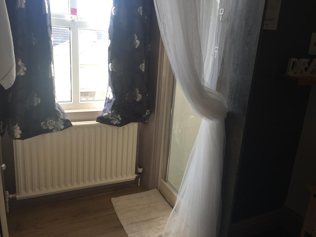Dimple Well Lodge Hotel Wakefield Rom bilde